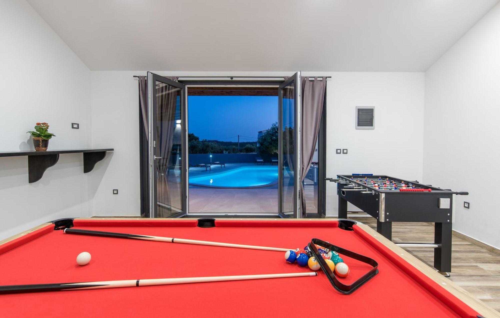 Villa Posidonia Near Pula With Sea View And Surrounded By Olive Trees Krnica Esterno foto
