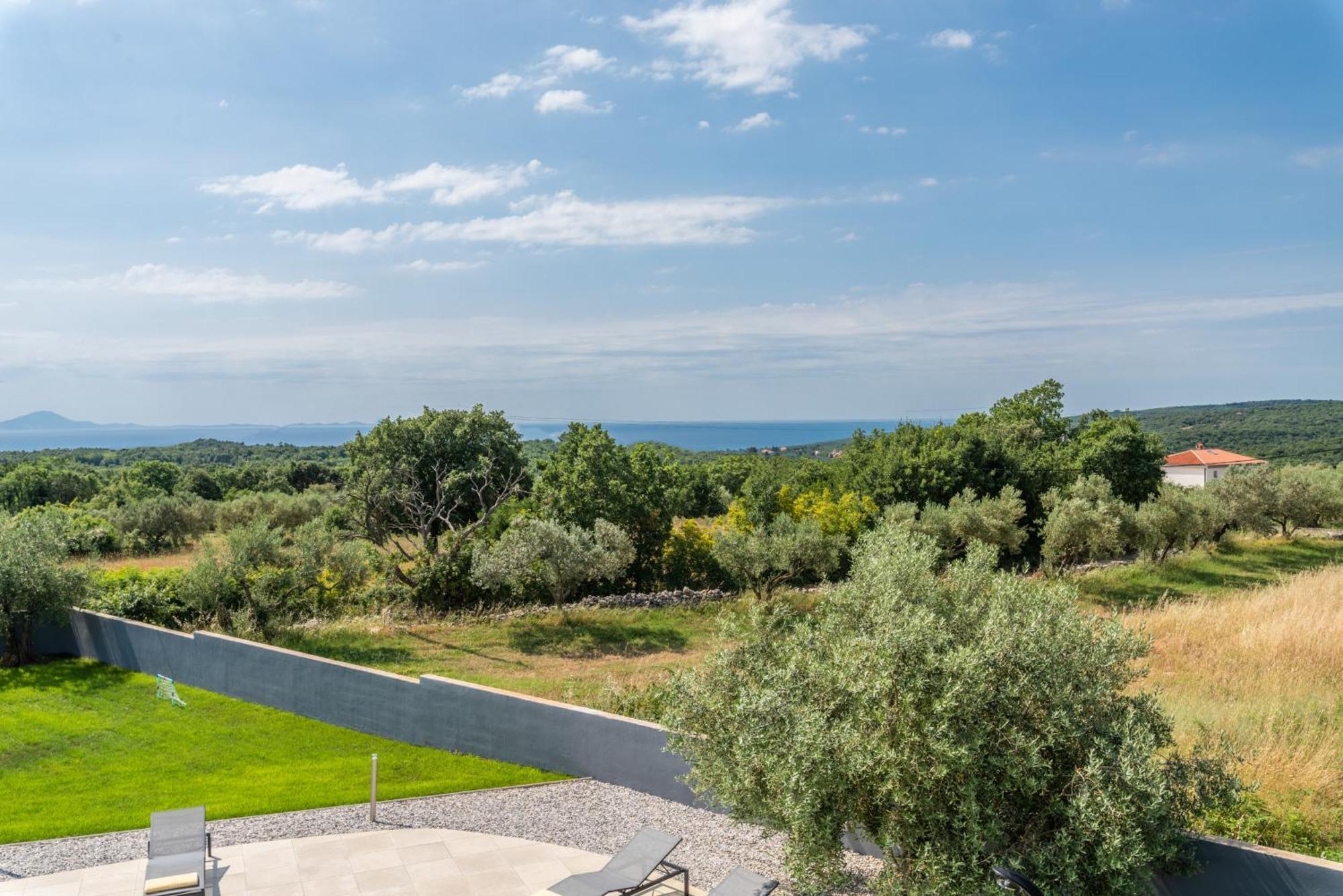 Villa Posidonia Near Pula With Sea View And Surrounded By Olive Trees Krnica Esterno foto